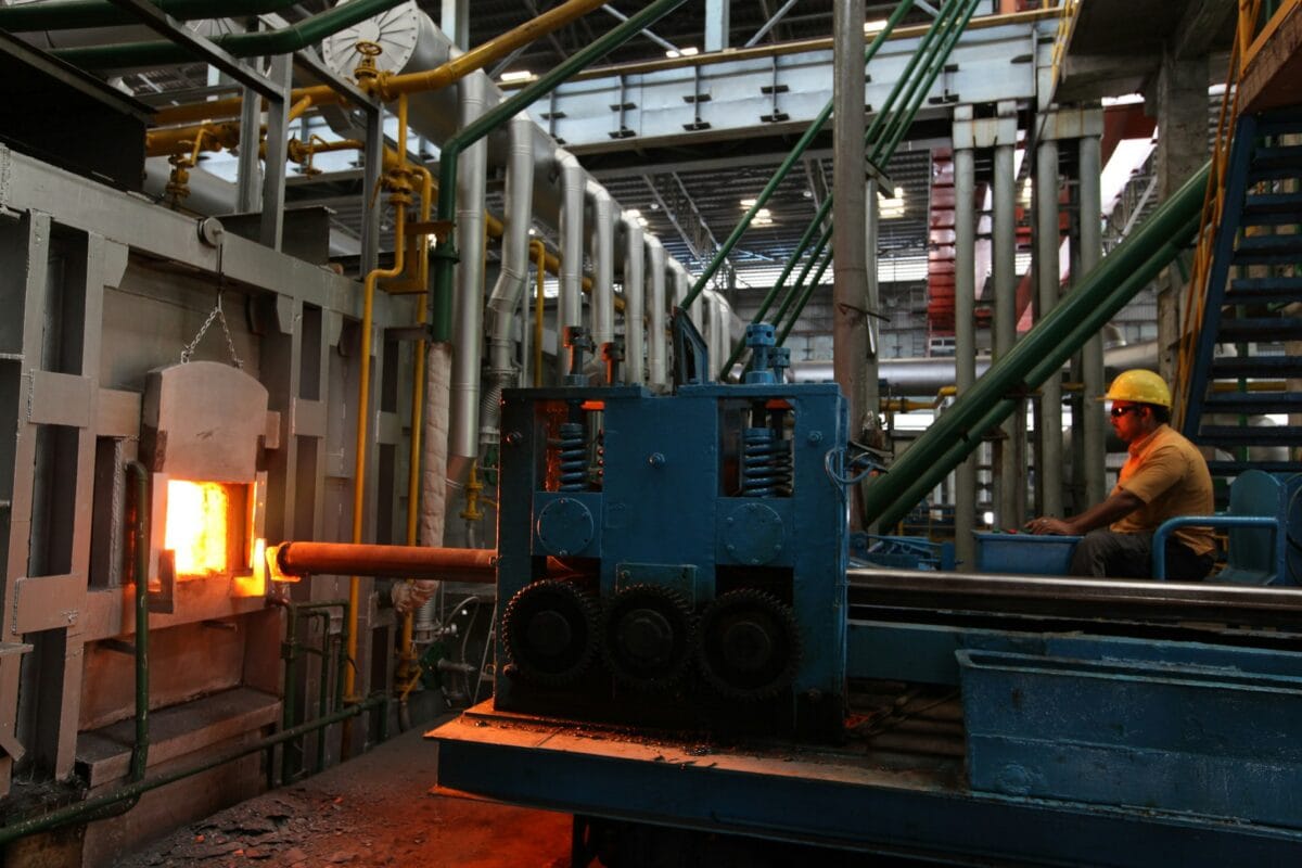british-manufacturing-facing-espionage-risk